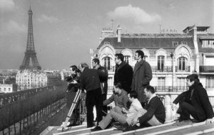 موج نوی فرانسه: تروفو و همکارانش در حال تصویربرداری از نمای شهر پاریس